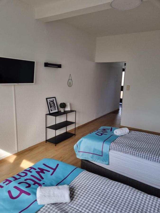 Twitch Apartments Achim Esterno foto