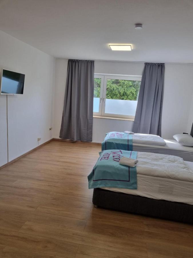 Twitch Apartments Achim Esterno foto