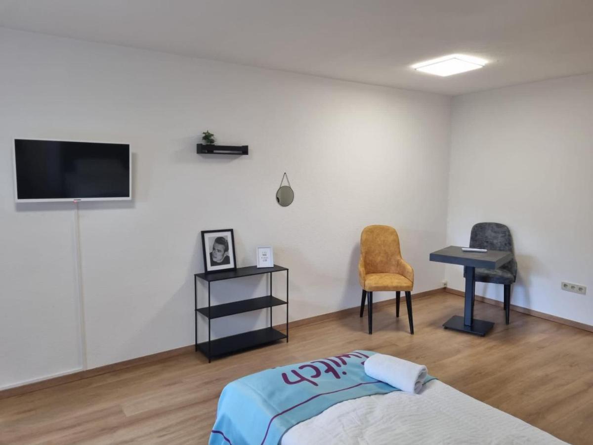 Twitch Apartments Achim Esterno foto
